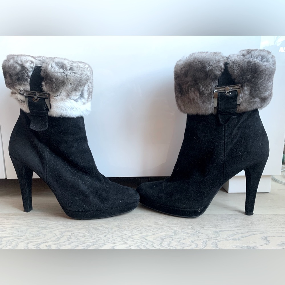 Weitzman suede booties, size 10 black with grey faux fur